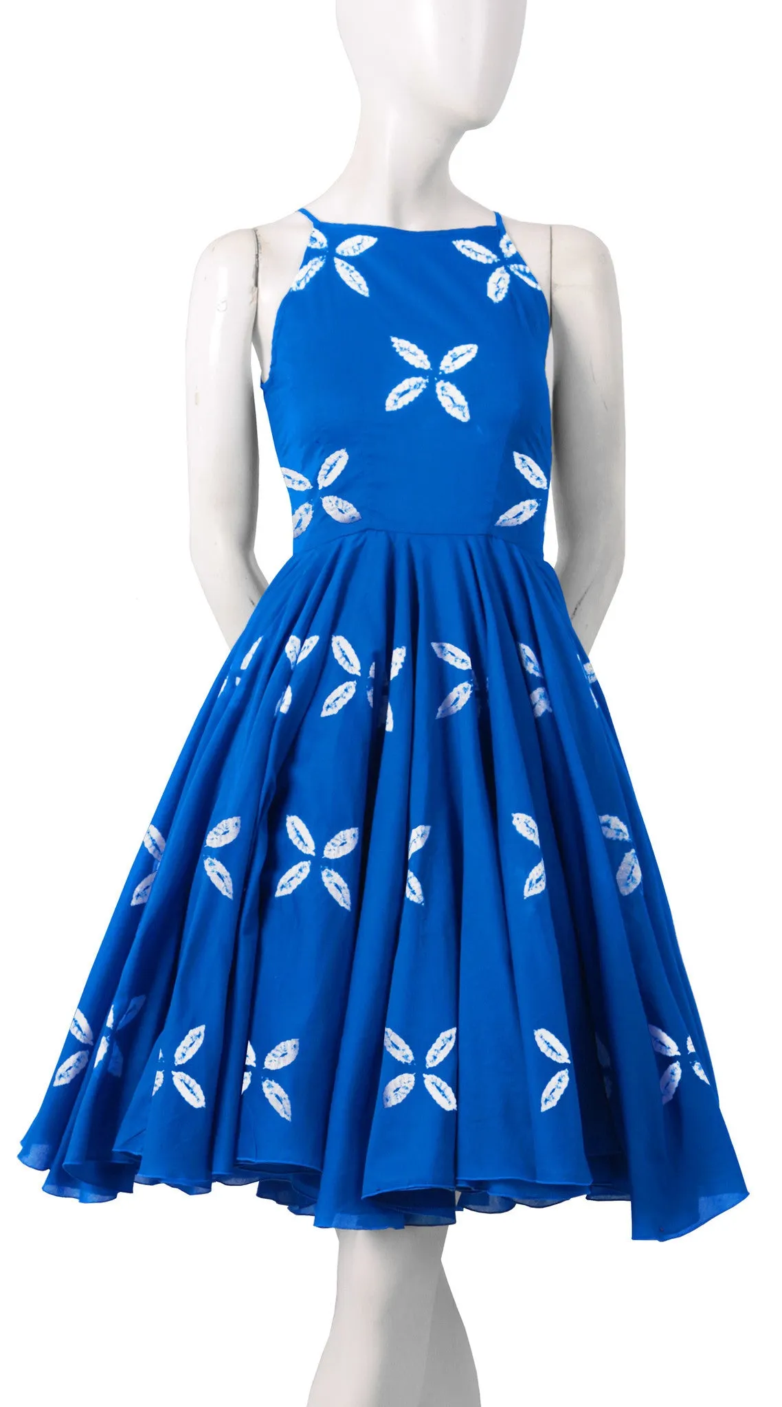 Aster Dress Boat Neck Sleeveless Cotton Musola (Cross Lips)