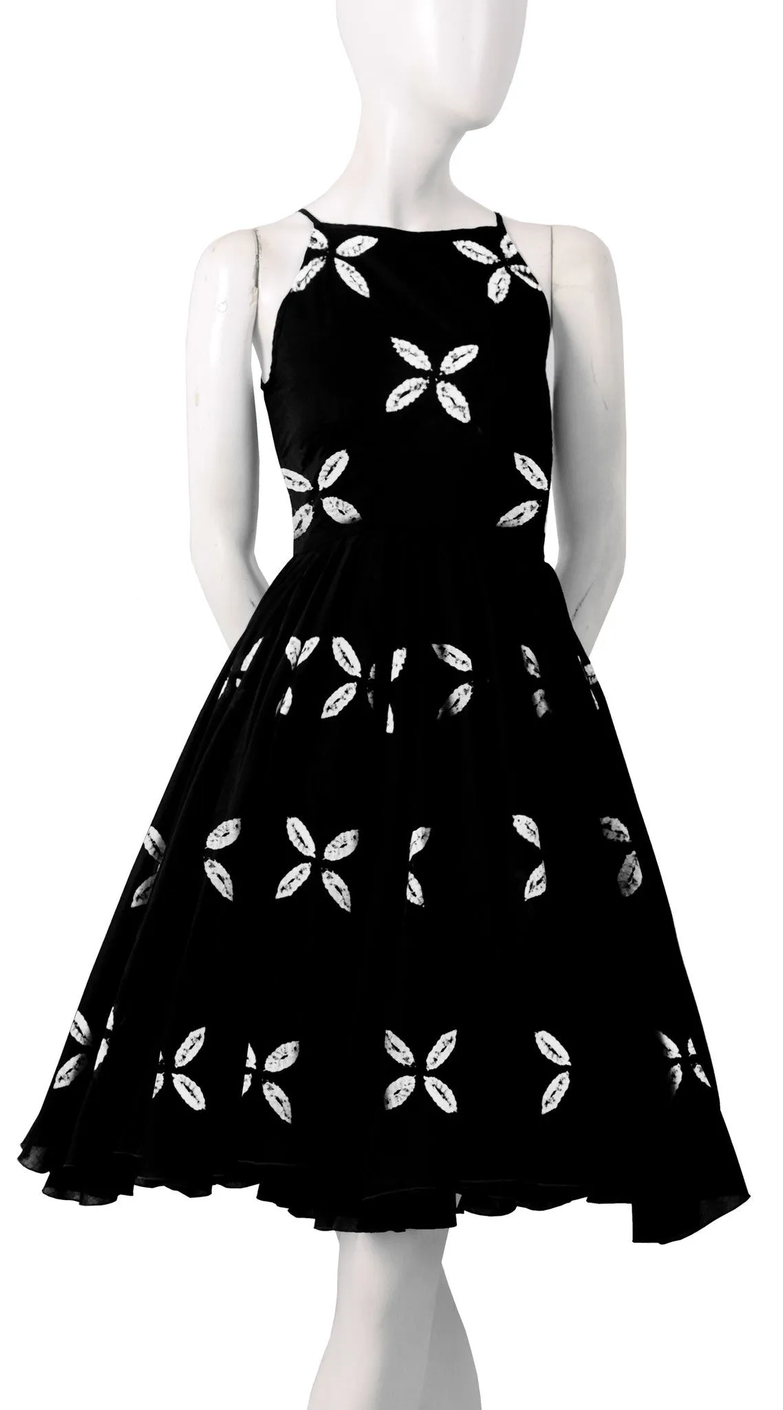 Aster Dress Boat Neck Sleeveless Cotton Musola (Cross Lips)
