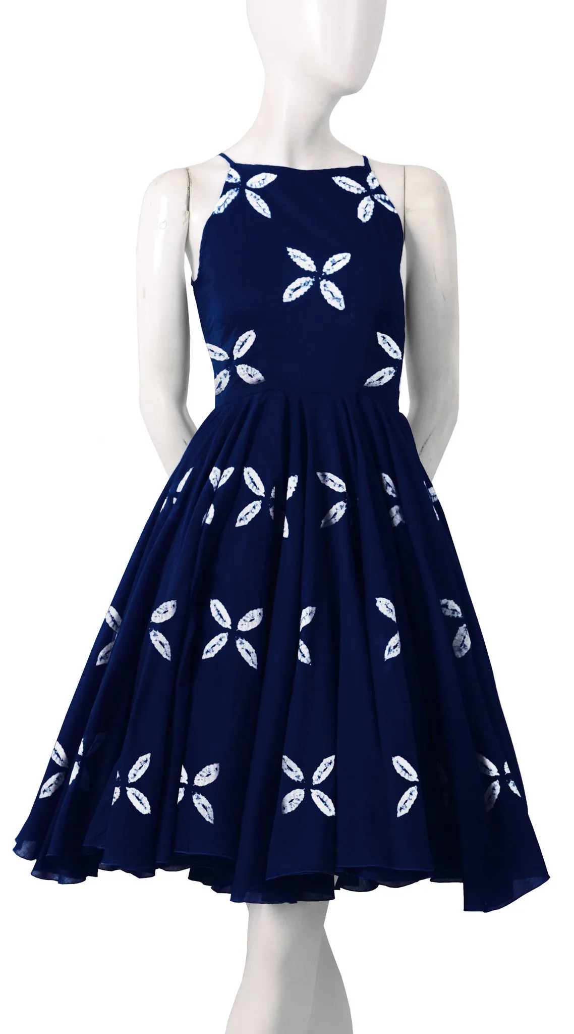 Aster Dress Boat Neck Sleeveless Cotton Musola (Cross Lips)