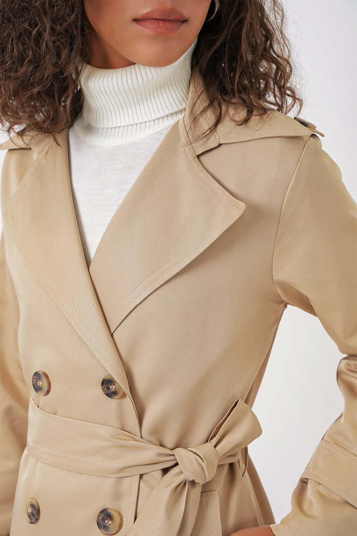 BGD Women Women's Wrap Neck Long Trench Coat - Beige - Palmela