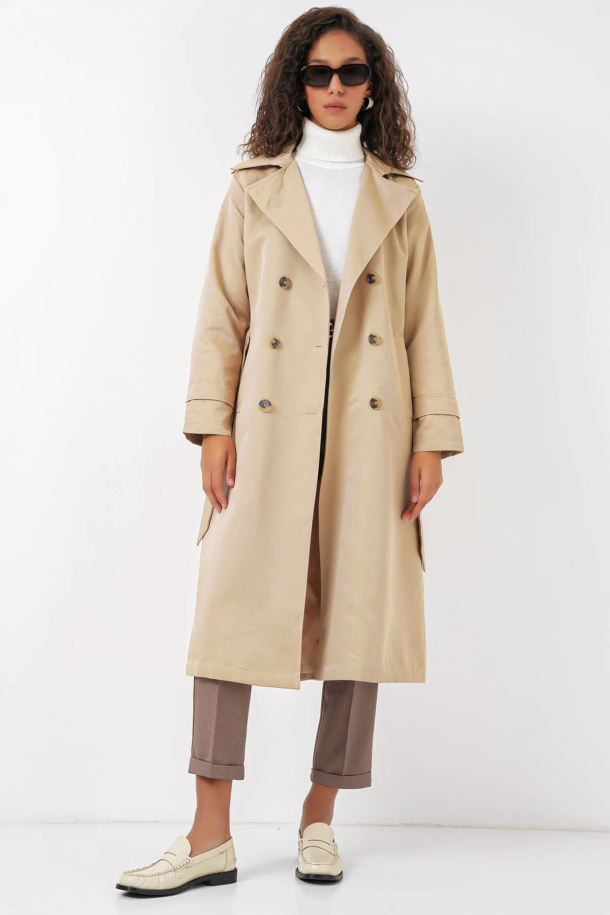 BGD Women Women's Wrap Neck Long Trench Coat - Beige - Palmela