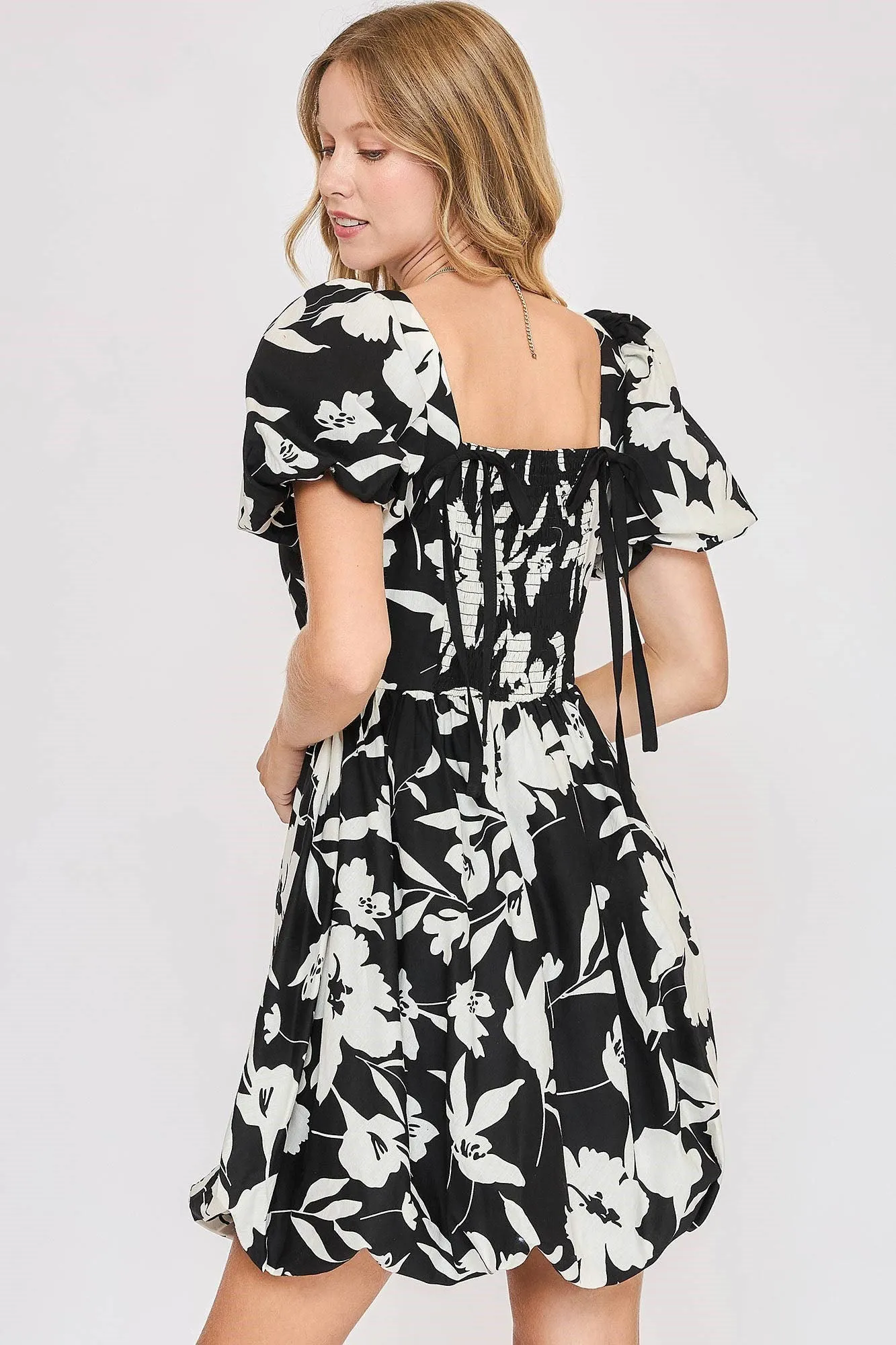 Garden of Love Floral Babydoll Puff Sleeve Dress in Black/White