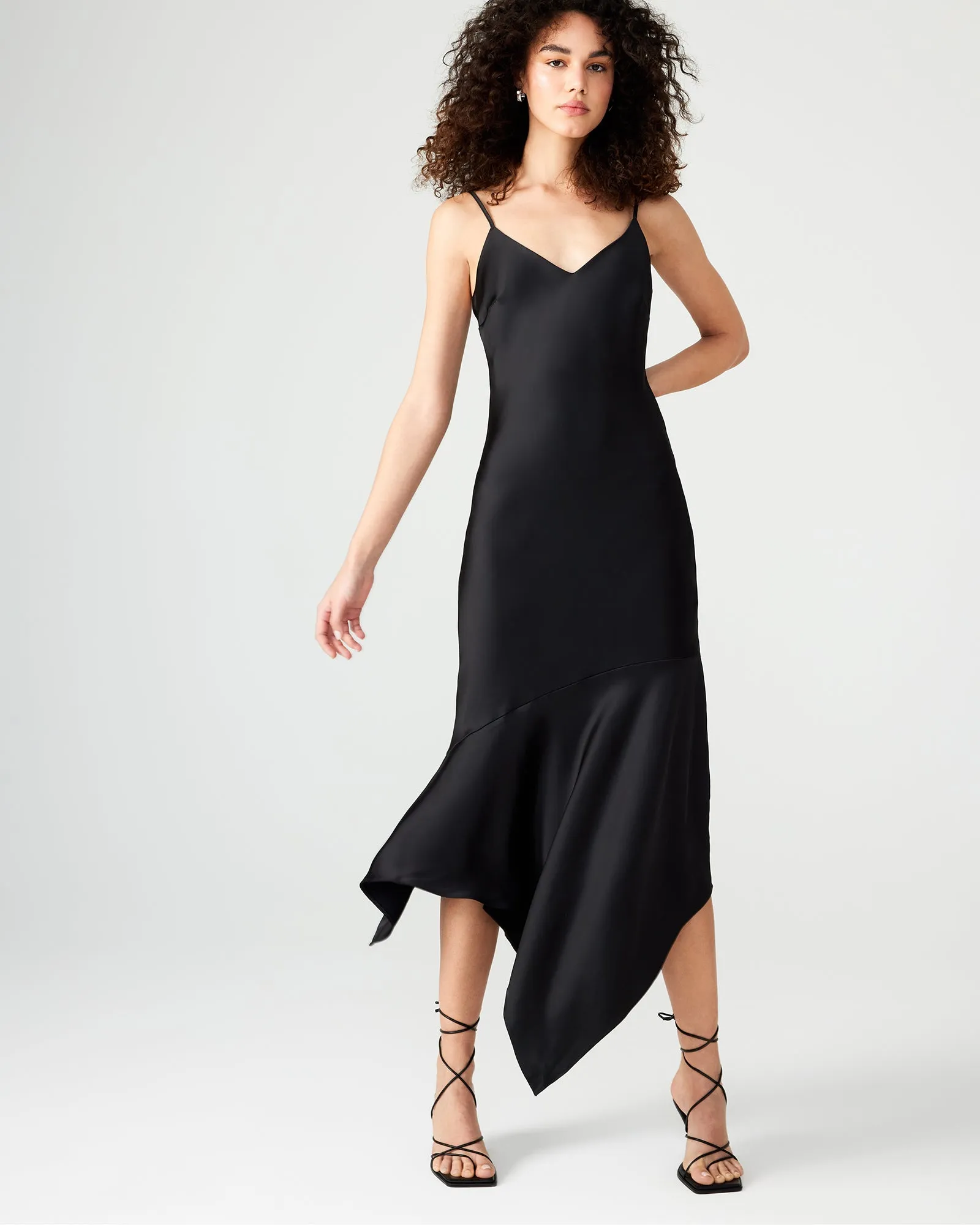 LUCILLE DRESS BLACK