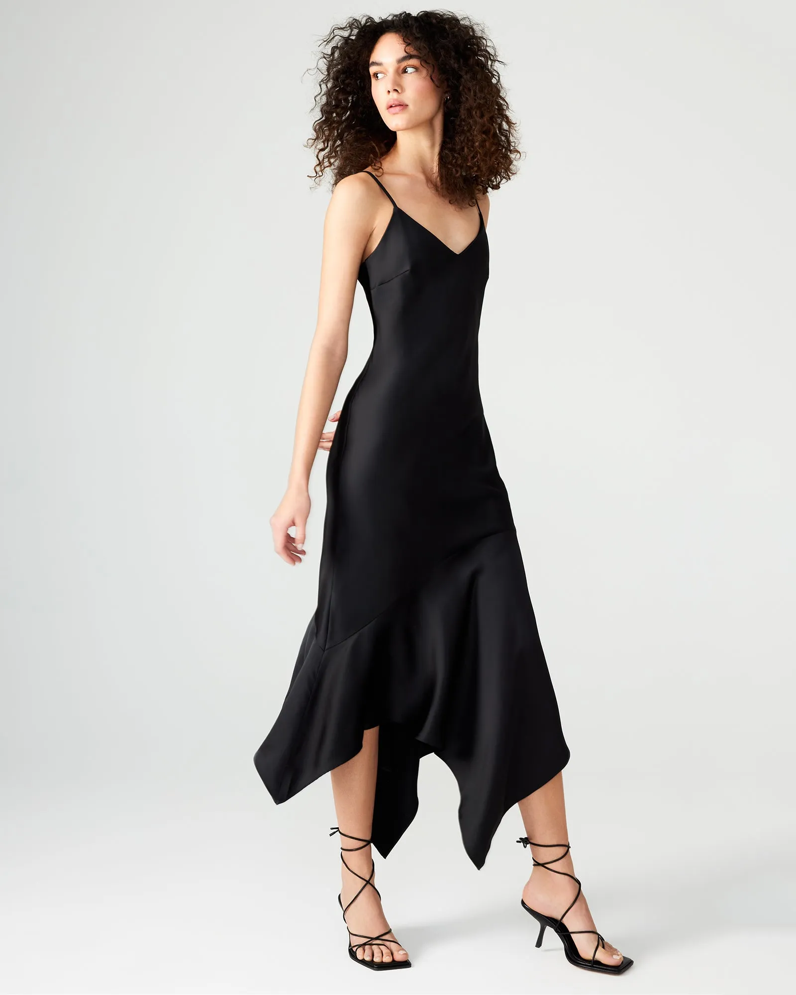 LUCILLE DRESS BLACK