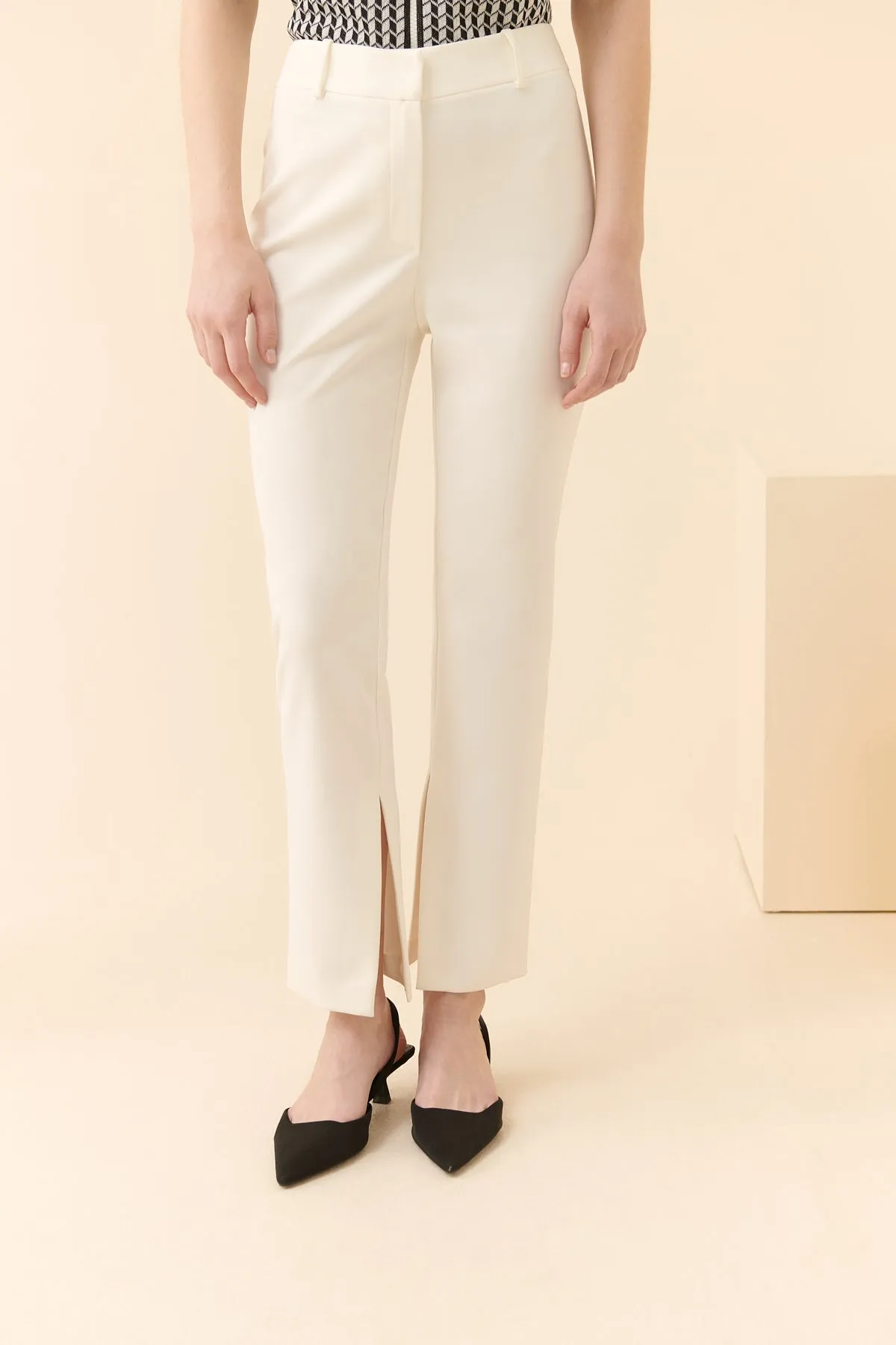 Roman Lycra Crepe Solid Trousers Ecru